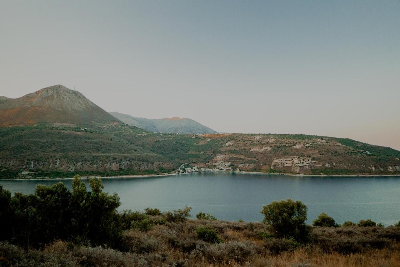 Limeni Villa Экстерьер фото